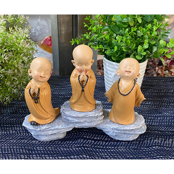Bộ 03 chú áo nâu kèm đế giả đá size 8cm mini - mẫu đeo chuỗi